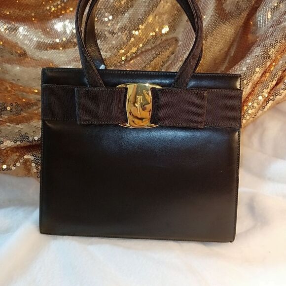 Ferragamo Vera Ribbon Leather Bag Brown - Picture 1 of 16